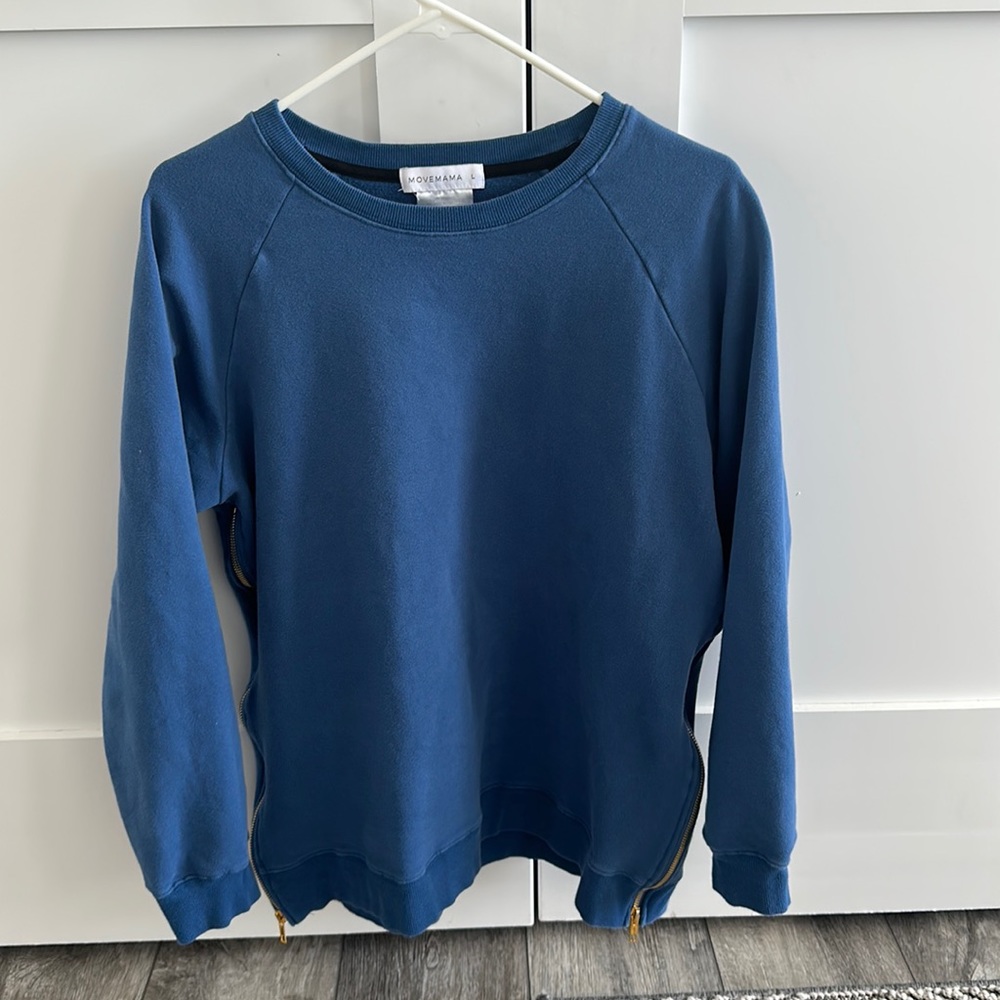 Movemama brass zip sweatshirt Cornflower blue